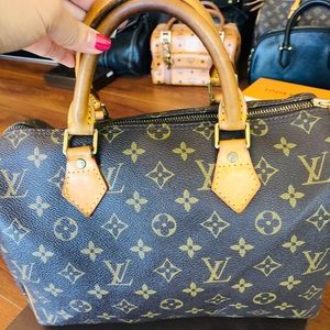 Authentic Louis Vuitton Monogram Speedy 30 Boston